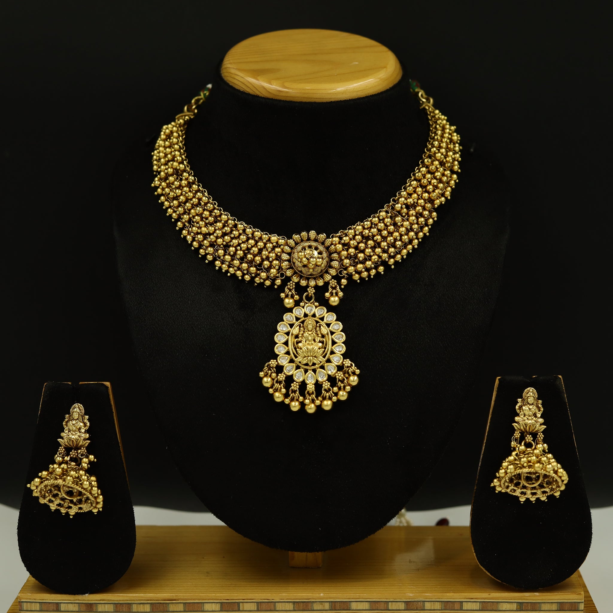 Antique Gold Plated Round Neck Temple Necklace Set 10052-28