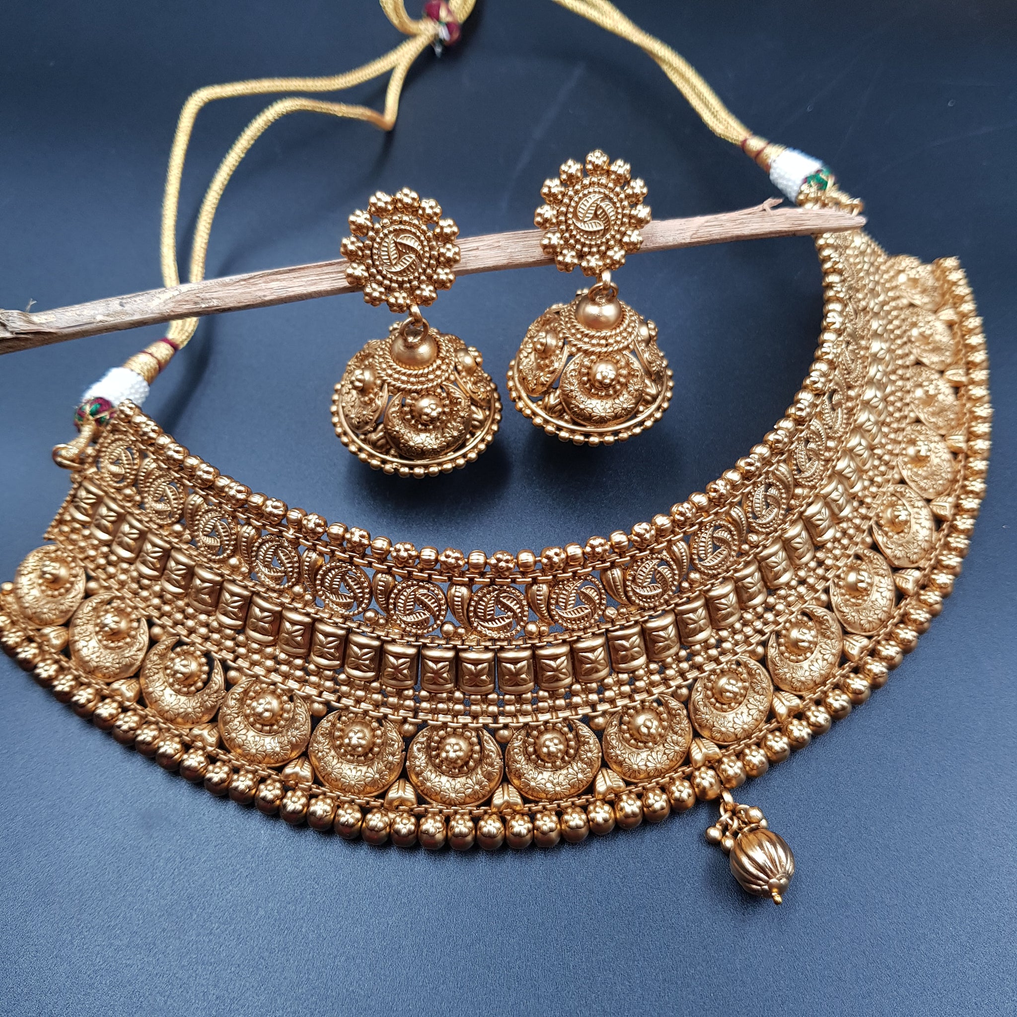 Choker Gold Look Necklace Set 3658-28 - Dazzles Jewellery