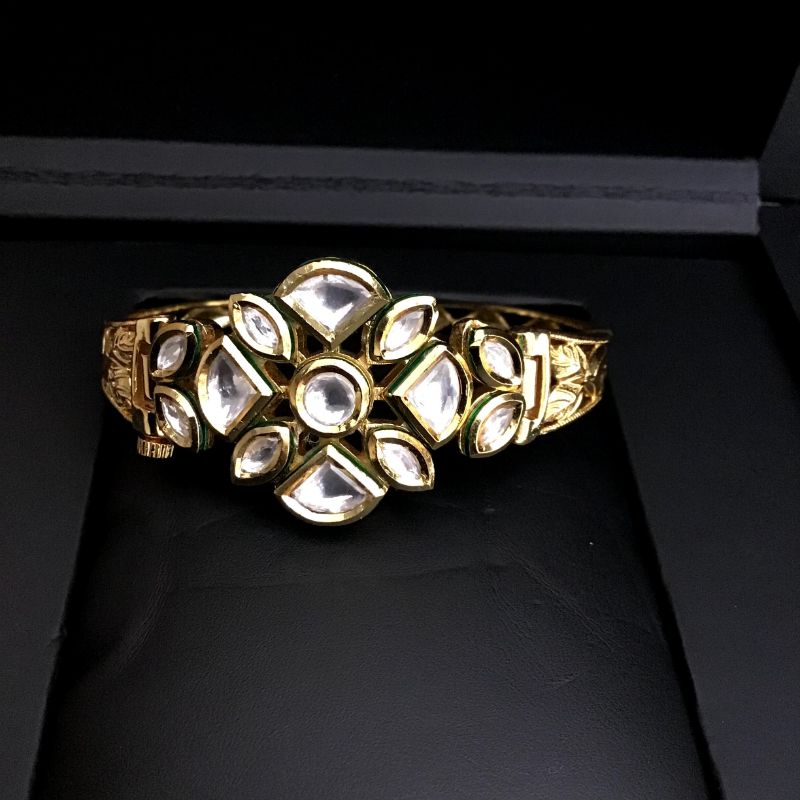 White Kundan Bracelet 4237-8302 - Dazzles Jewellery