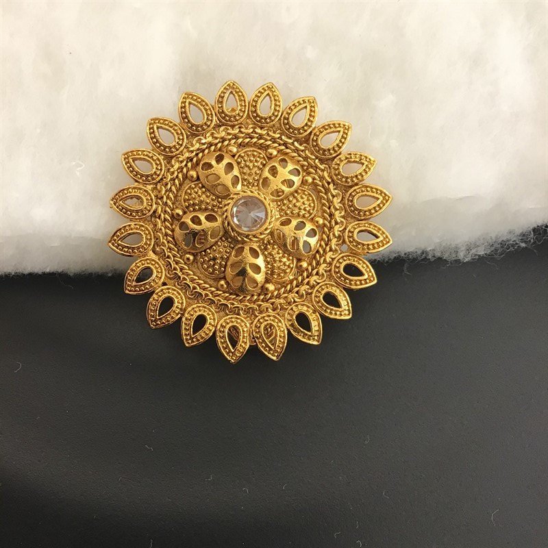 Gold Saree Pin/Brooch - Dazzles Jewellery