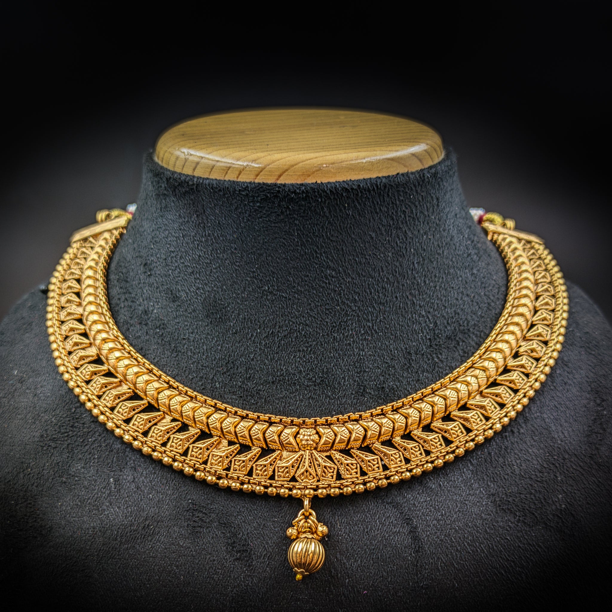 Round Neck Antique Necklace Set 6973-1 - Dazzles Jewellery