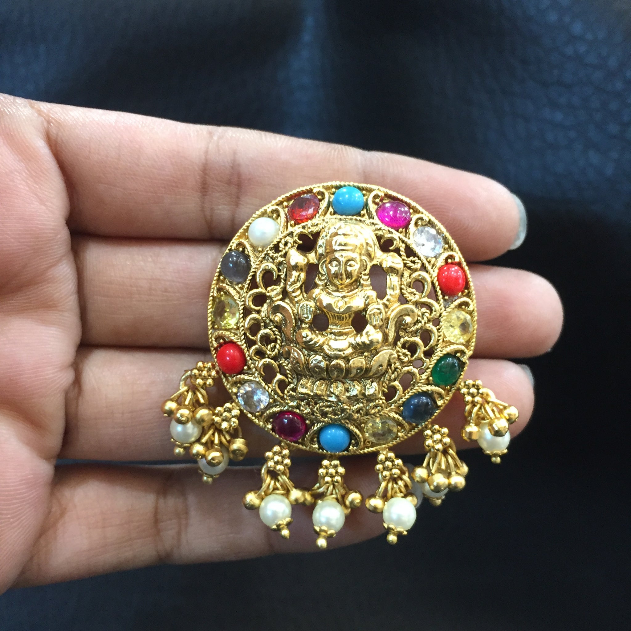Tops/Studs Temple Earring 3893-28 - Dazzles Jewellery