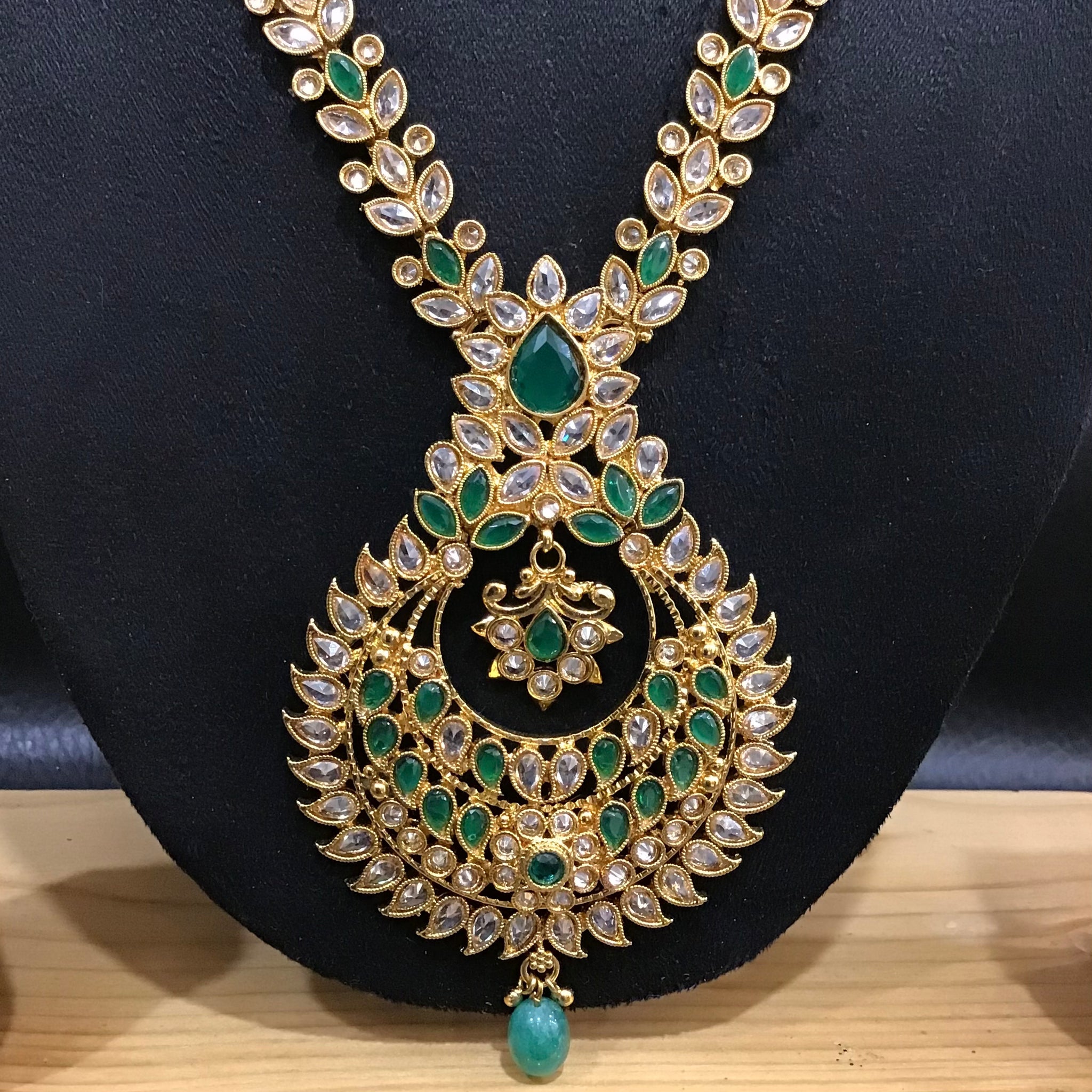 Gold Look Necklace Set 1572-28 - Dazzles Jewellery