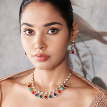 Round Neck Kundan Necklace Set 16961-68