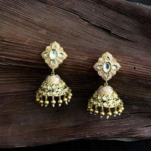Mint Green Kundan Earring 10136-5602 - Dazzles Jewellery