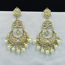Danglers Kundan Earring 6882-28
