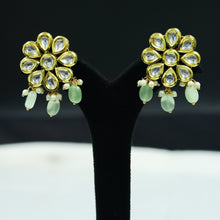 Kundan Pearl Choker Set 17932-5114