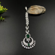 Zircon/AD Maang Tikka 10520-28