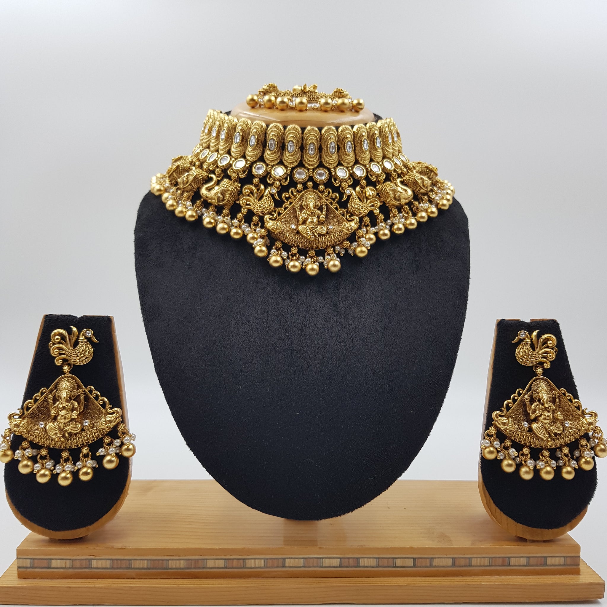 Choker Temple Necklace Set 10924-83