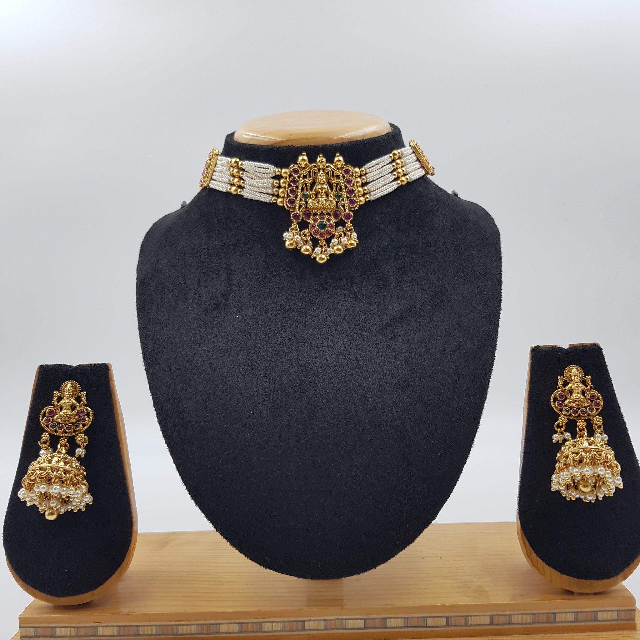 Antique Gold Plated Choker Temple Necklace Set 9976-28