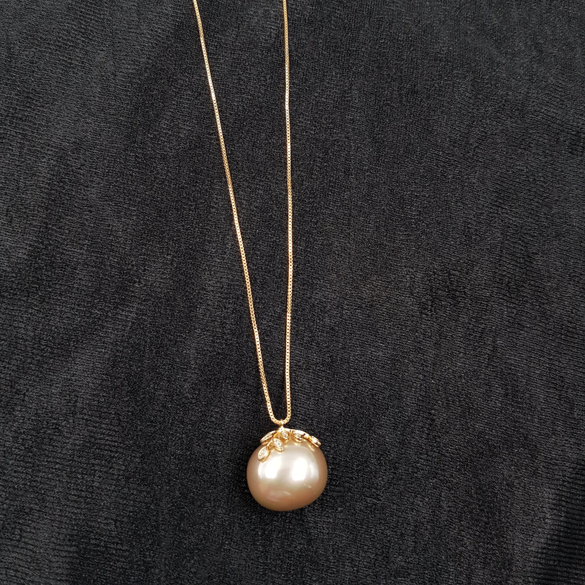 Stylish Pendant Set 3485-68
