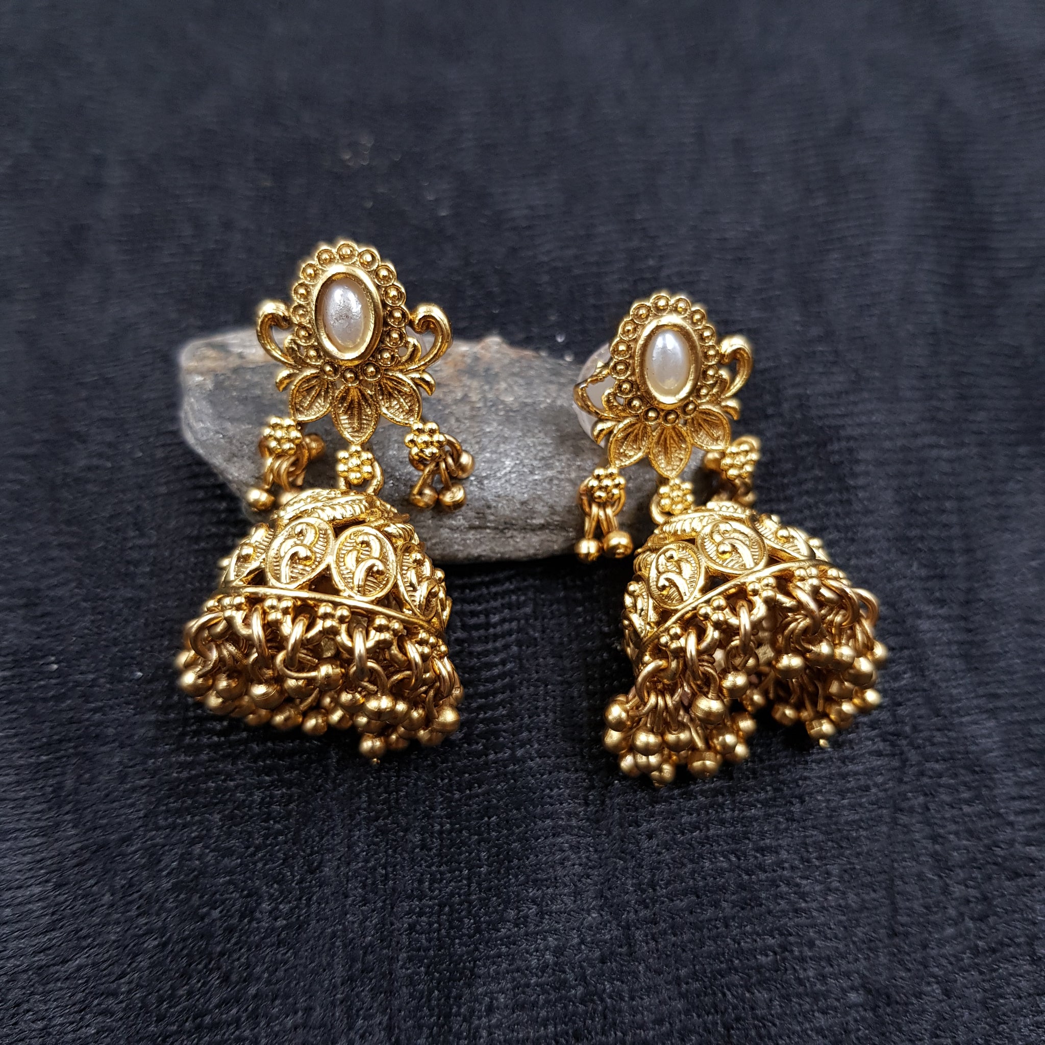 Jhumki Antique Earring 10293-28