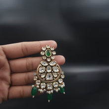 Round Neck Kundan Necklace Set 10131-4