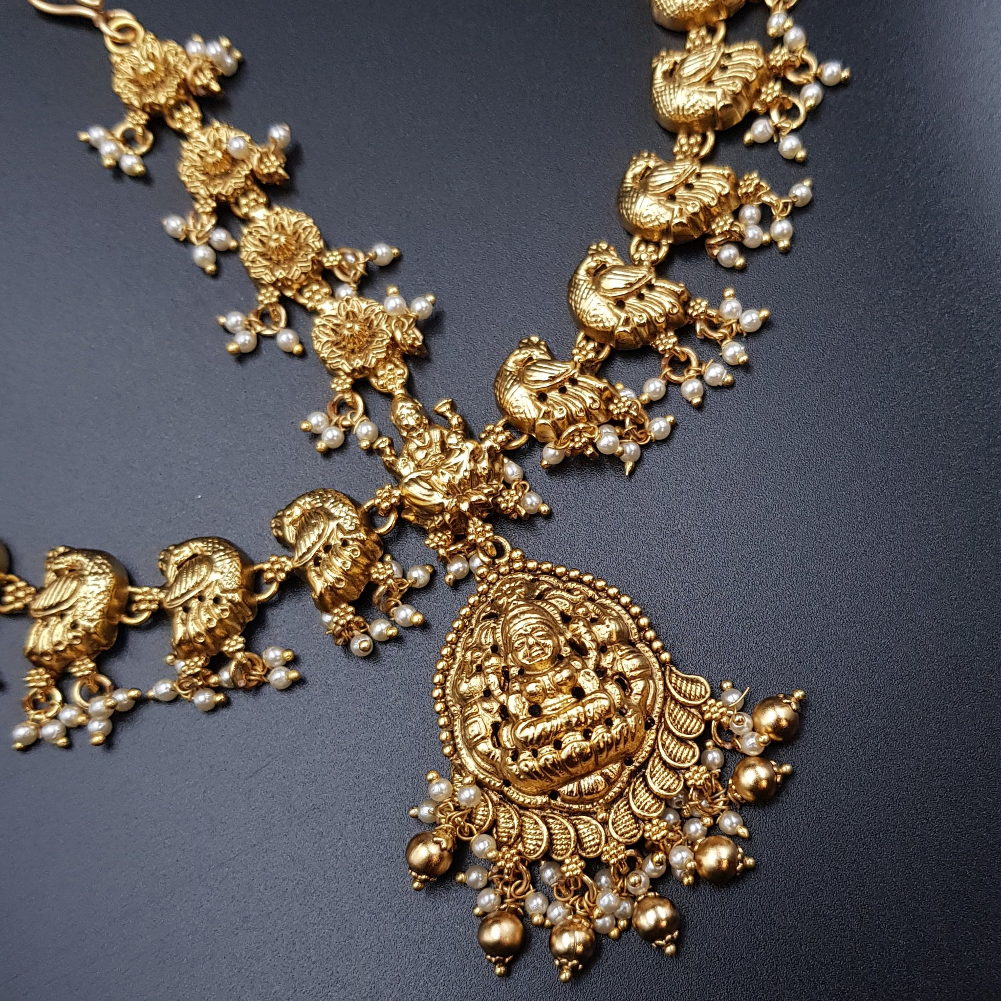 Antique Gold Mathapatti 10191-28