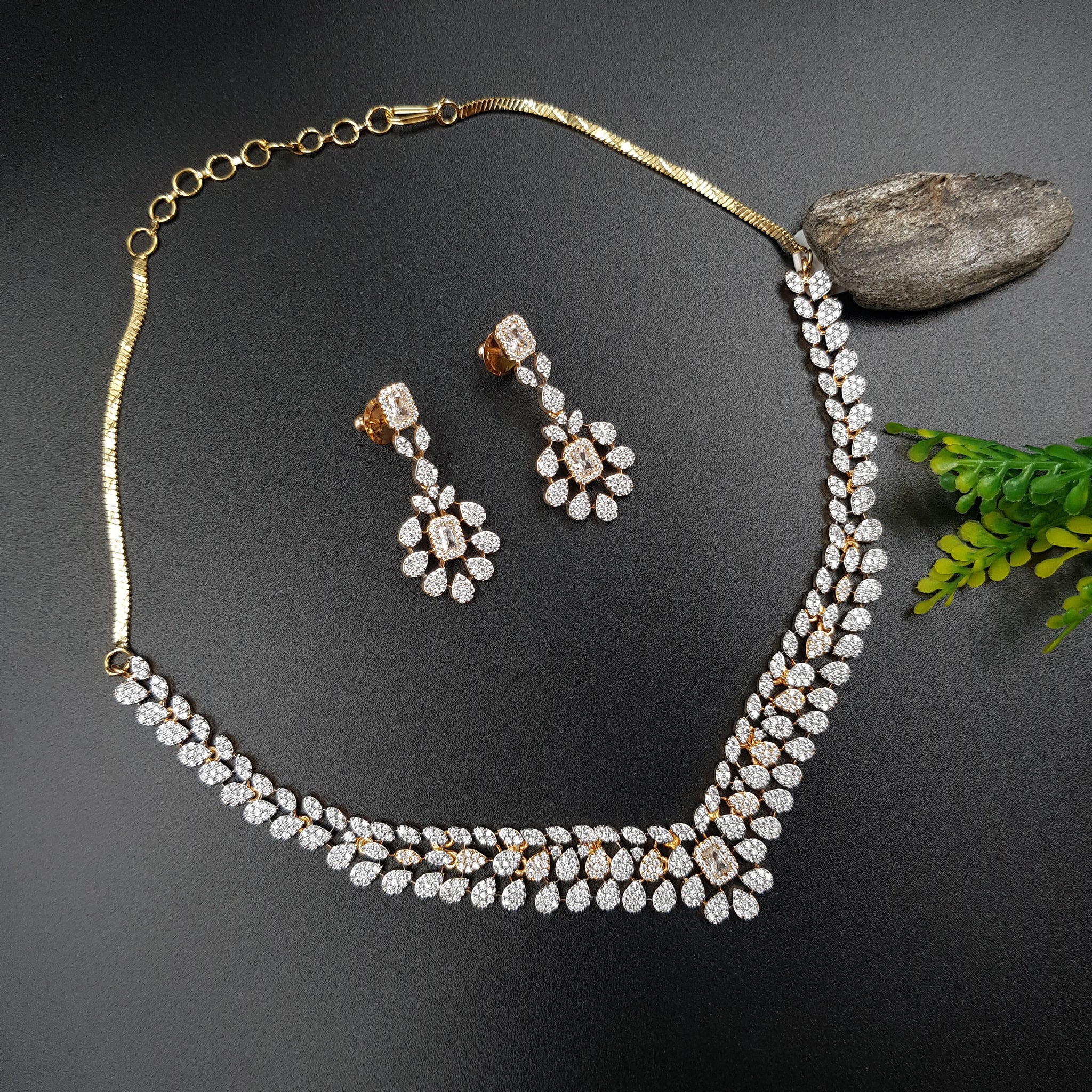 Round Neck Zircon/AD Necklace Set 10793-69