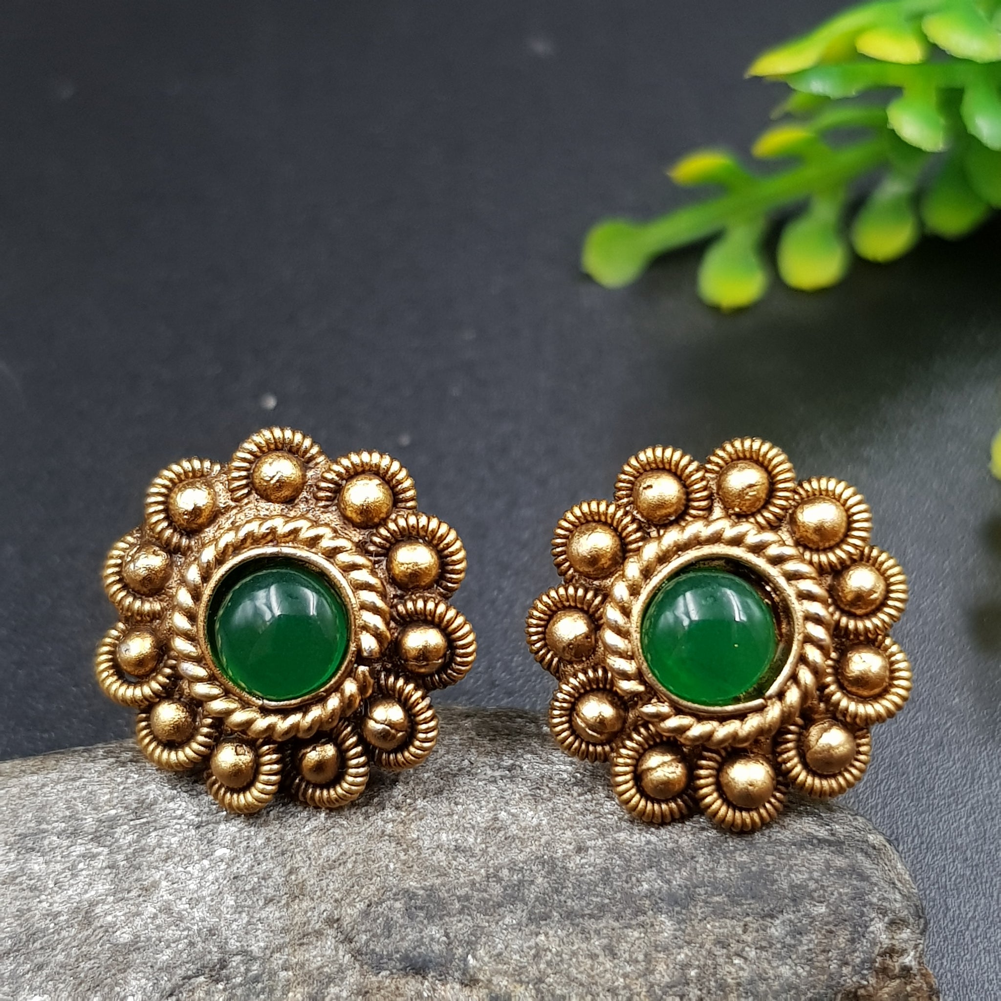 Tops/Studs Antique Earring 10263-28