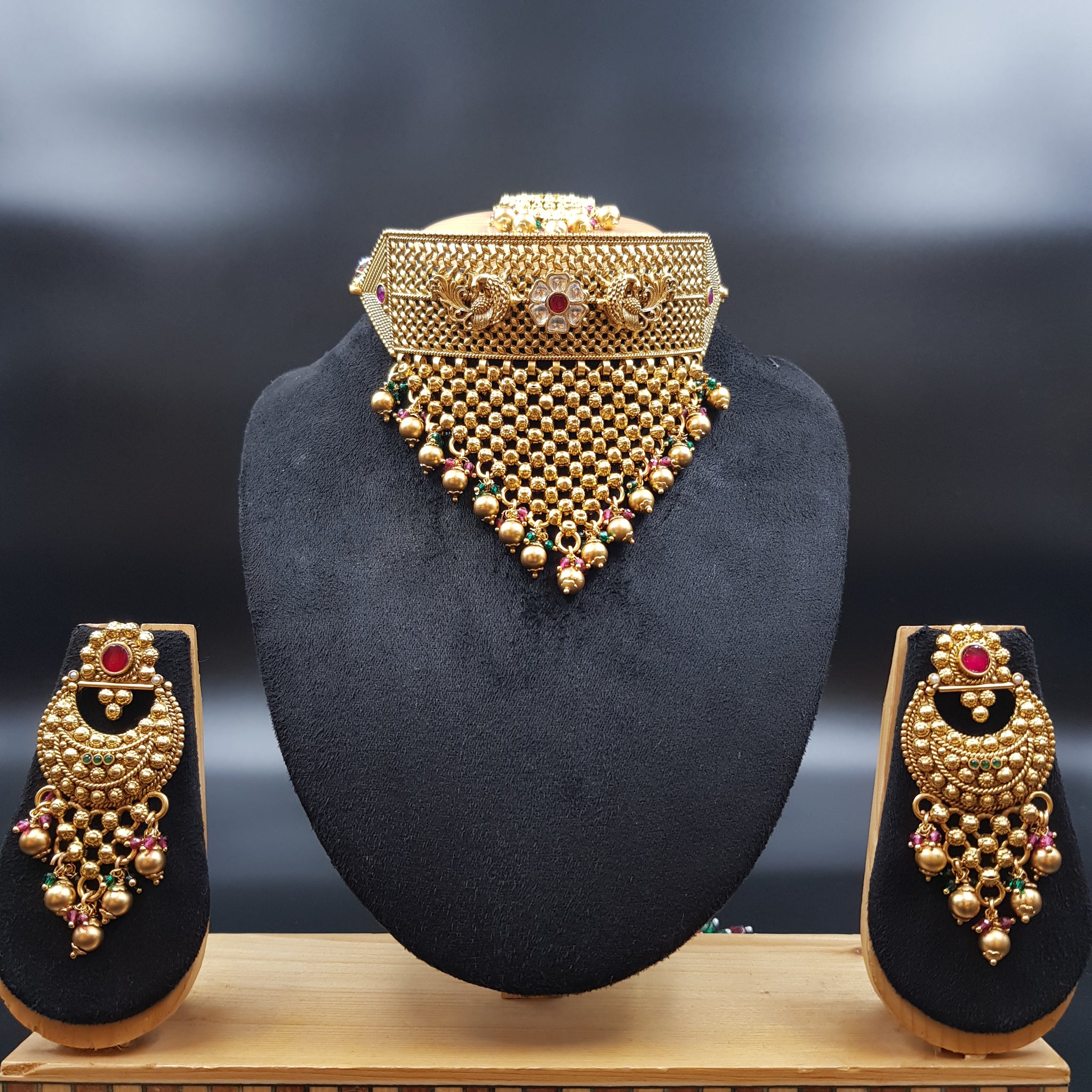 Choker Antique Gold Necklace Set 10600-68