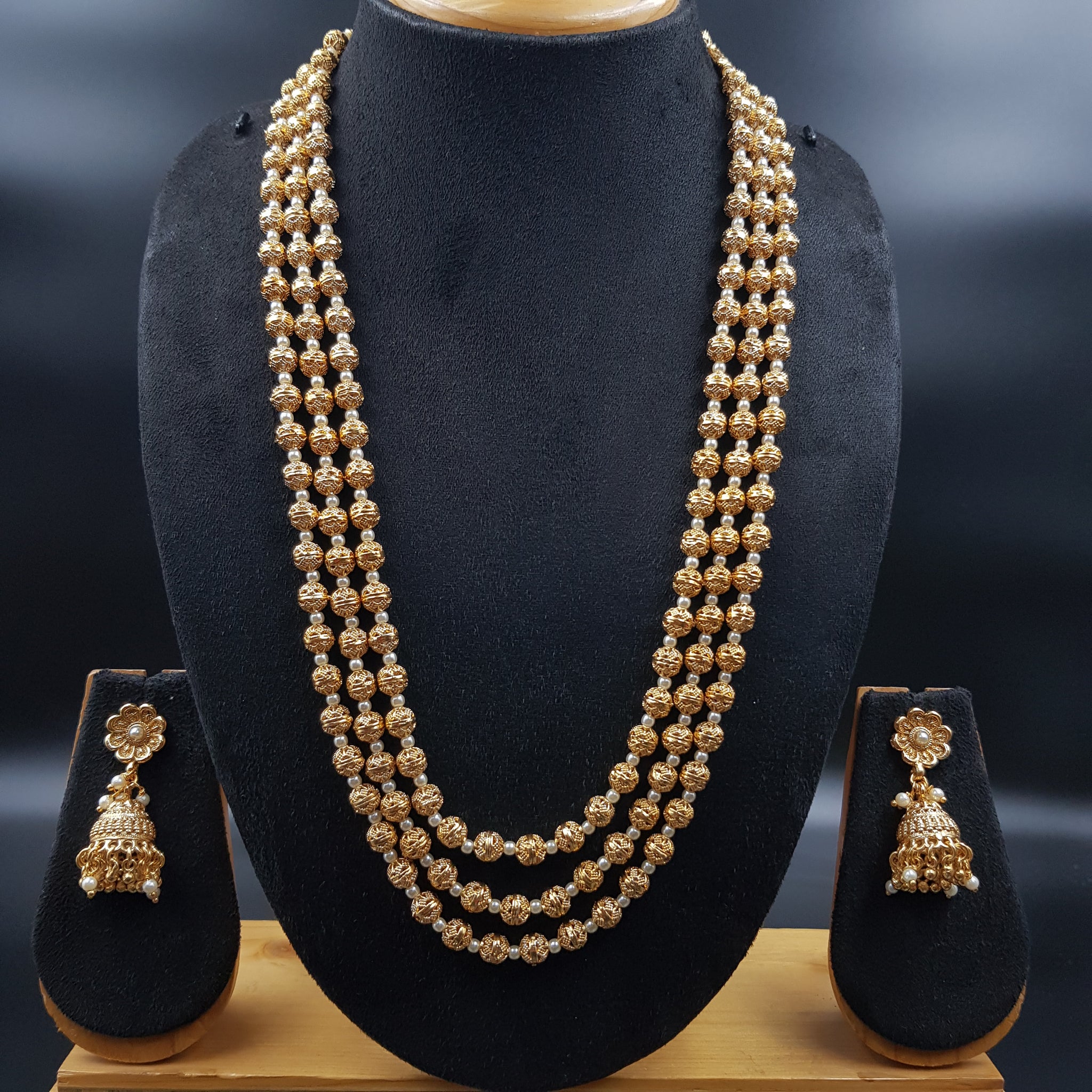 Gold Look Pearl Necklace Set 11006-21