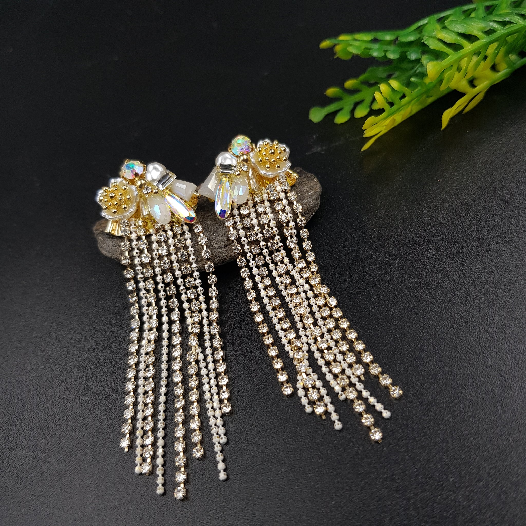 Danglers Fashion Earring 11183-33