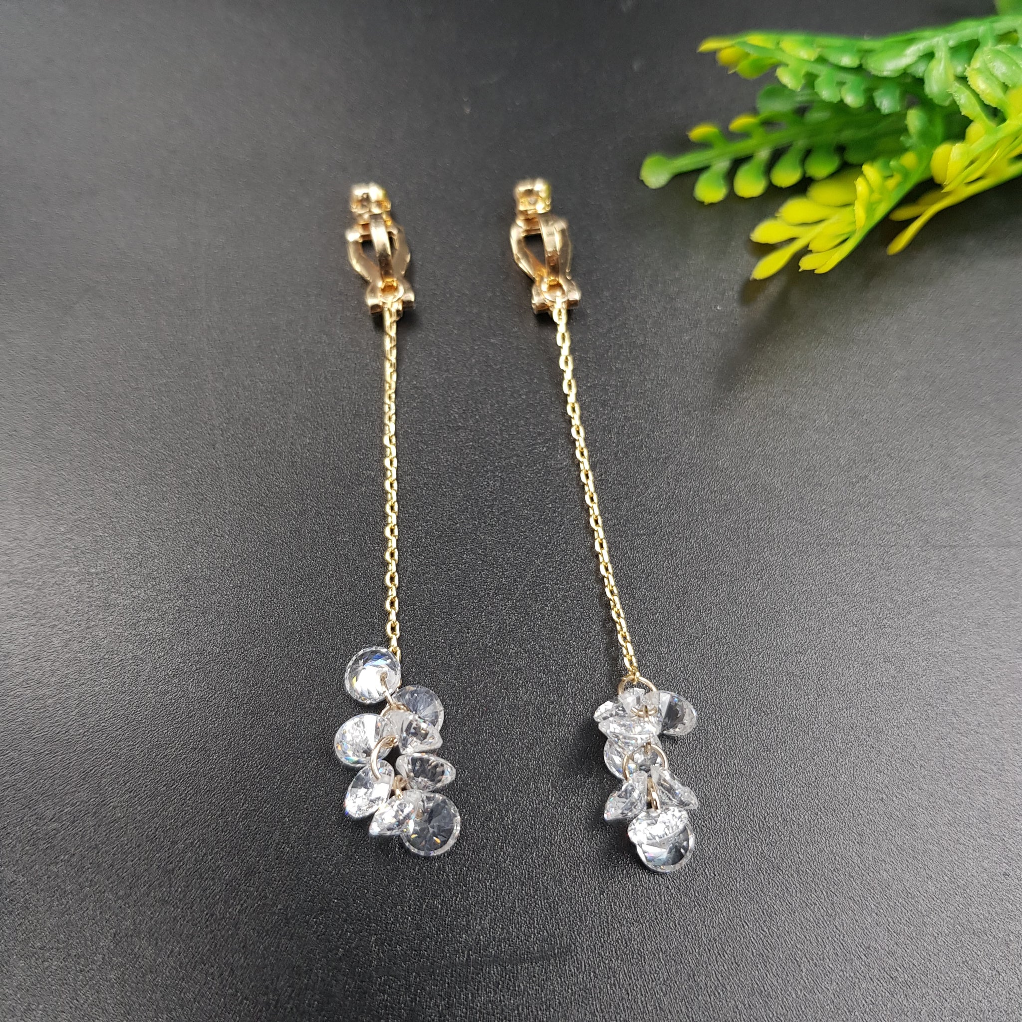 Clip On Light Fashion Earring 11160-33