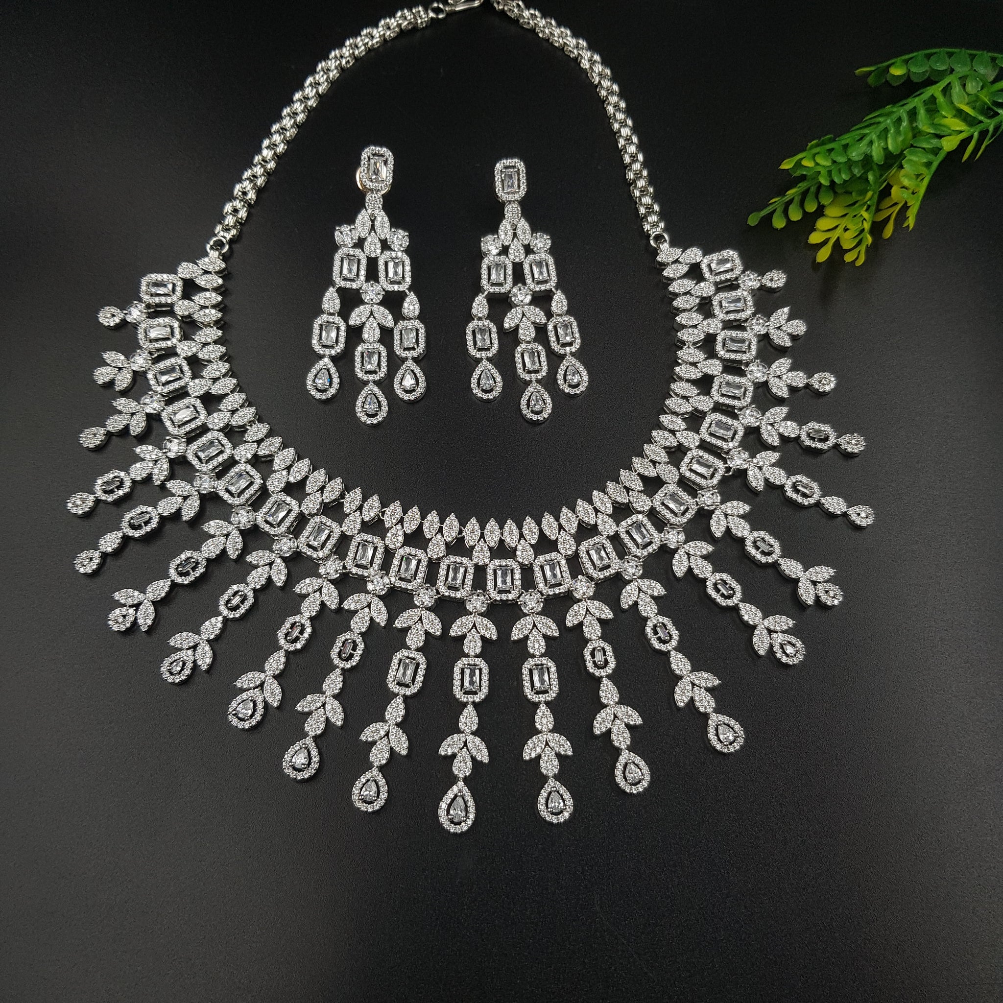 Round Neck Zircon/AD Necklace Set 10767-69