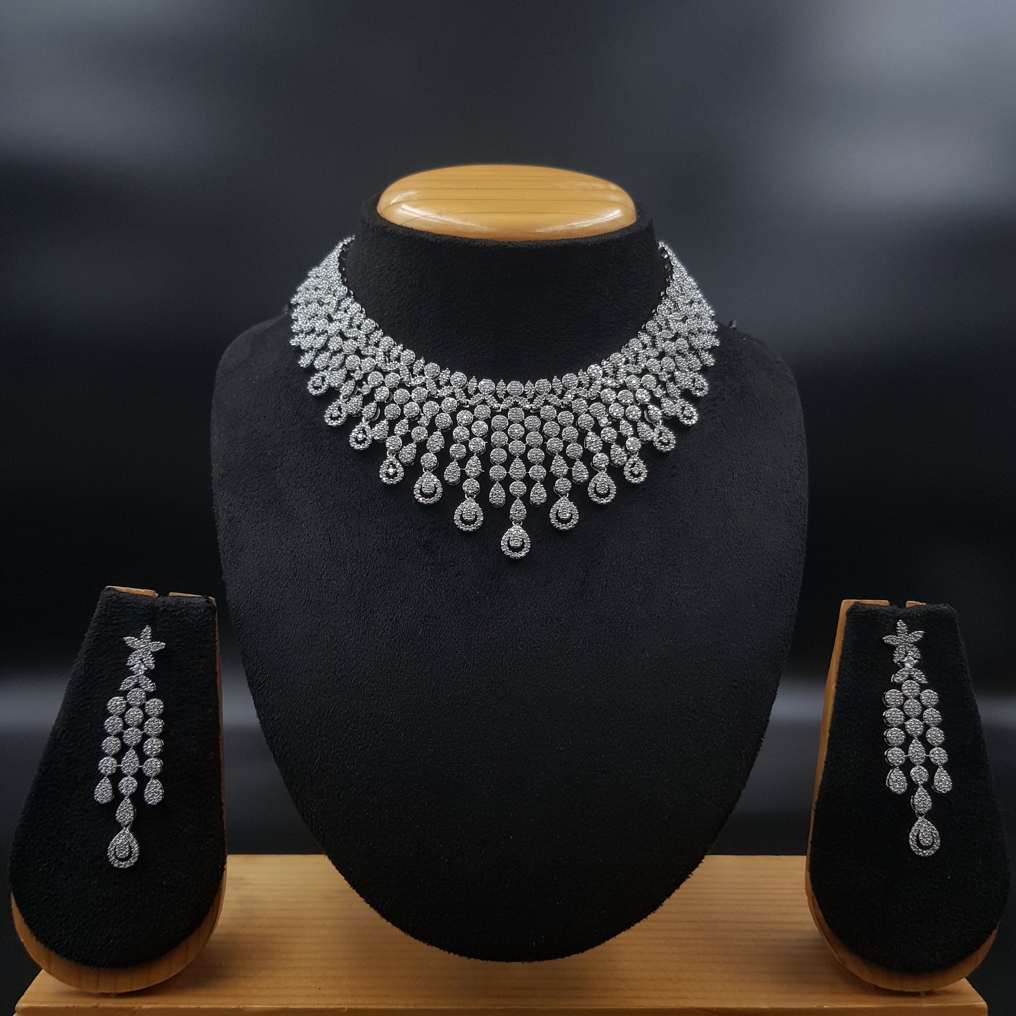 Round Neck Zircon/AD Necklace Set 10795-69