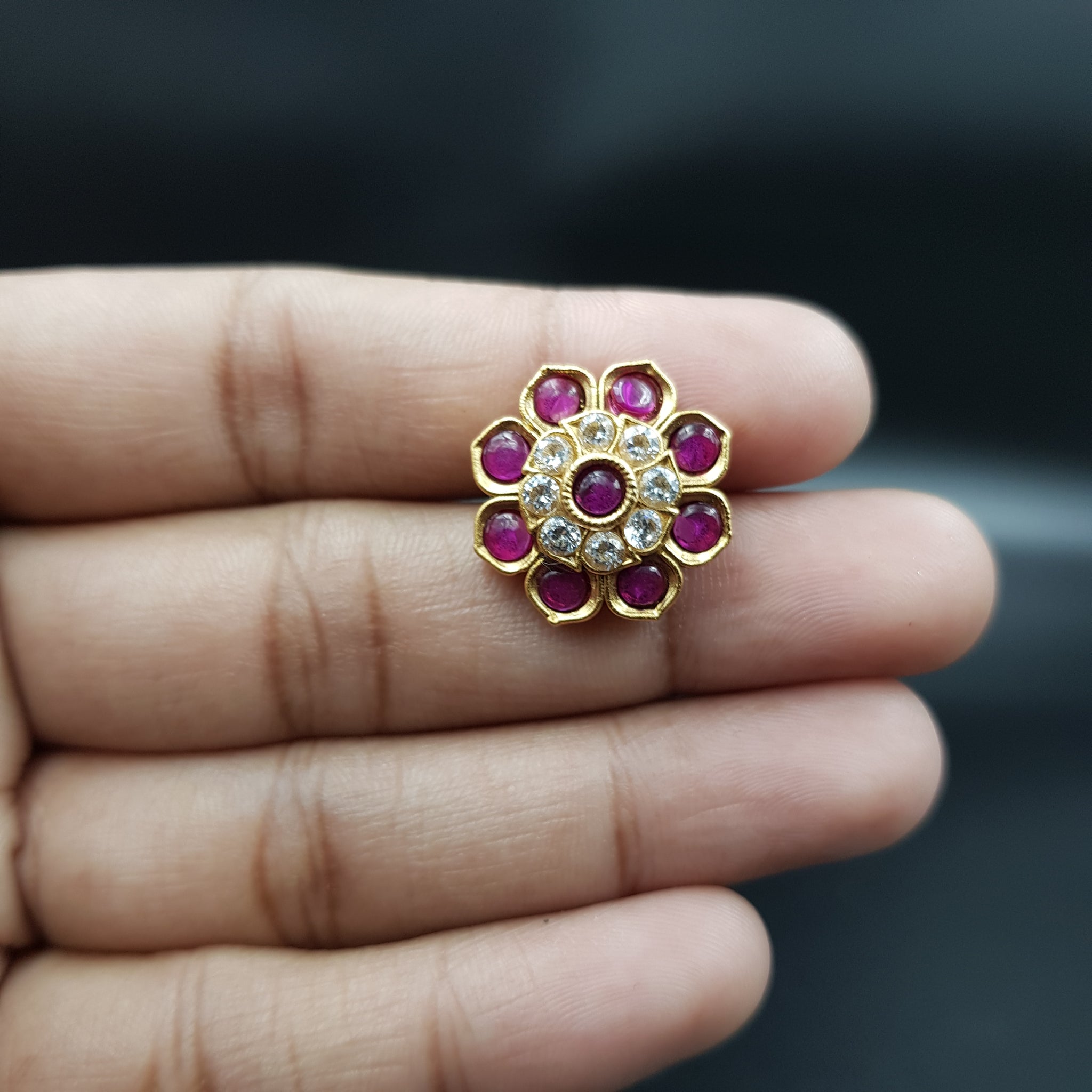 Tops/Studs Antique Earring 11032-21