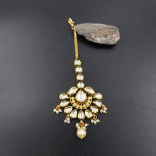 Kundan Maang Tikka 10341-28