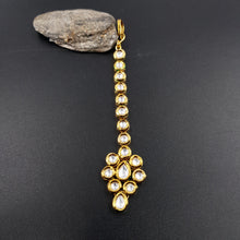 Kundan Maang Tikka 10340-28