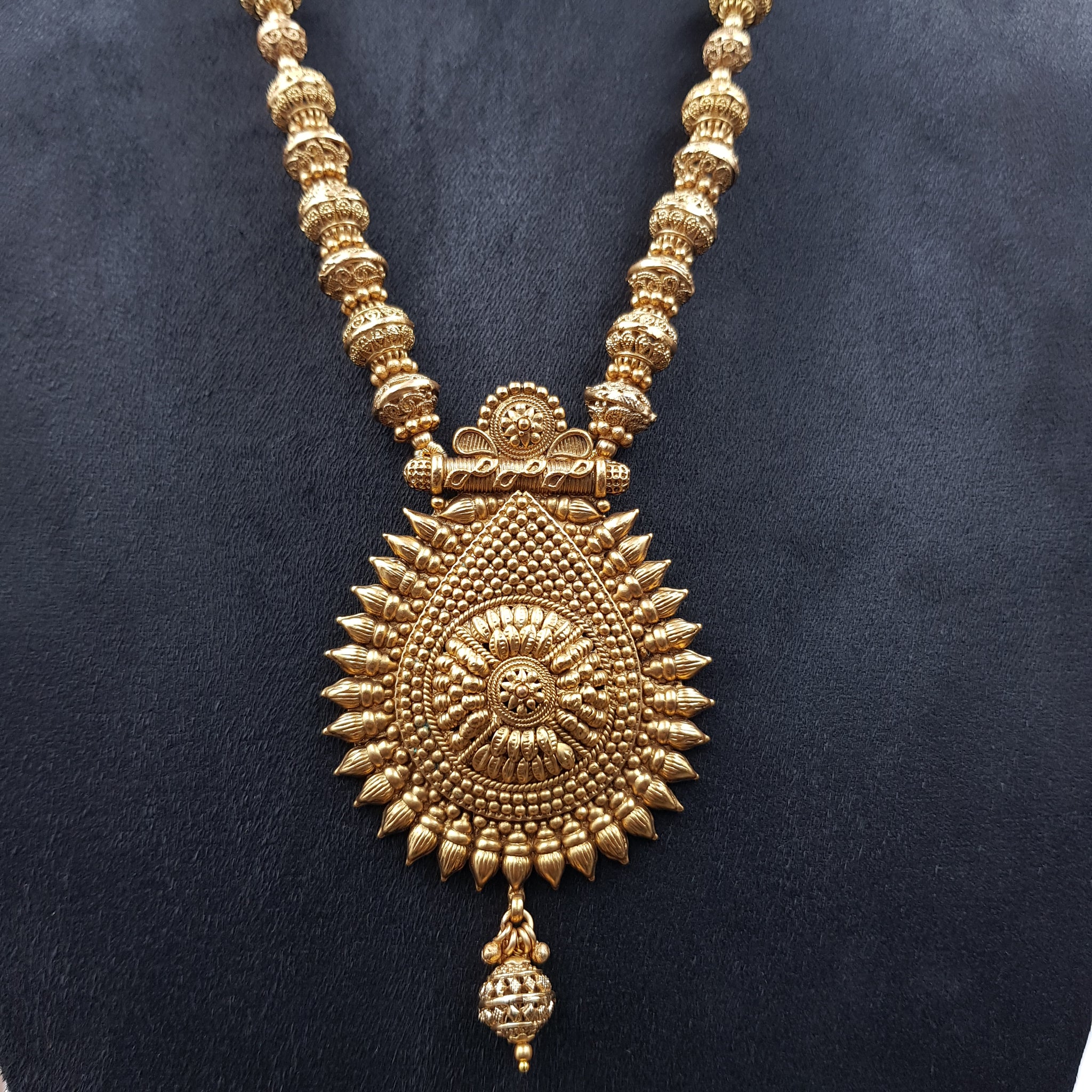 Long Neck Antique Necklace Set 11267-1