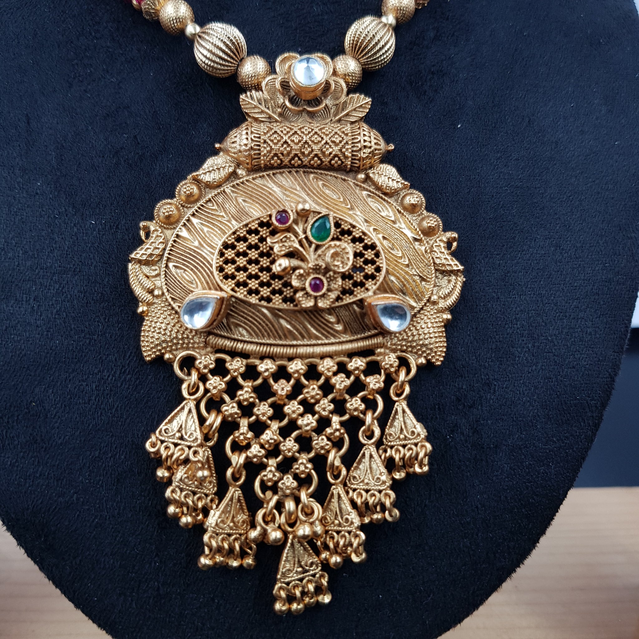 Medium Antique Pendant Set 11258-1