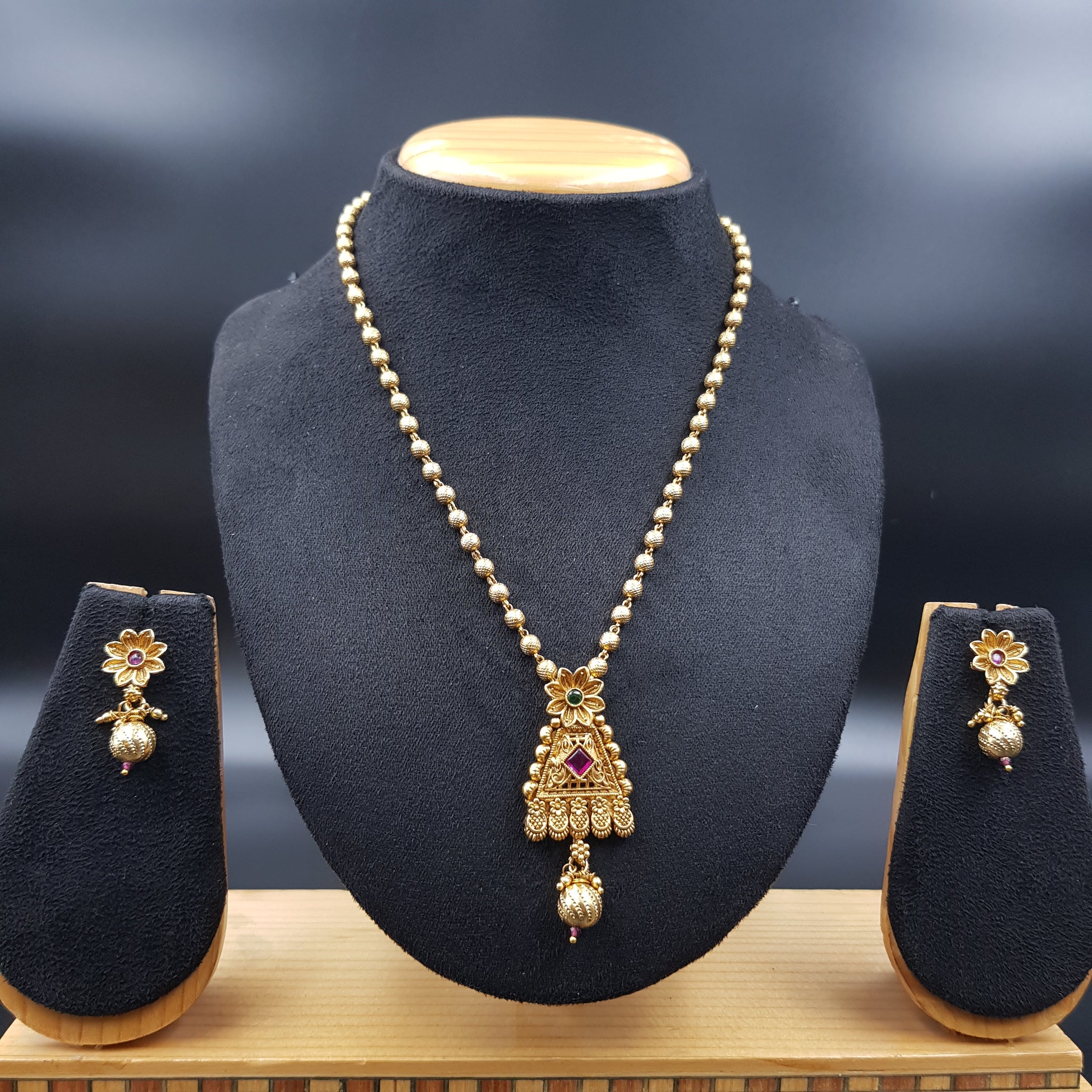 Light Antique pendant Set 11229-1