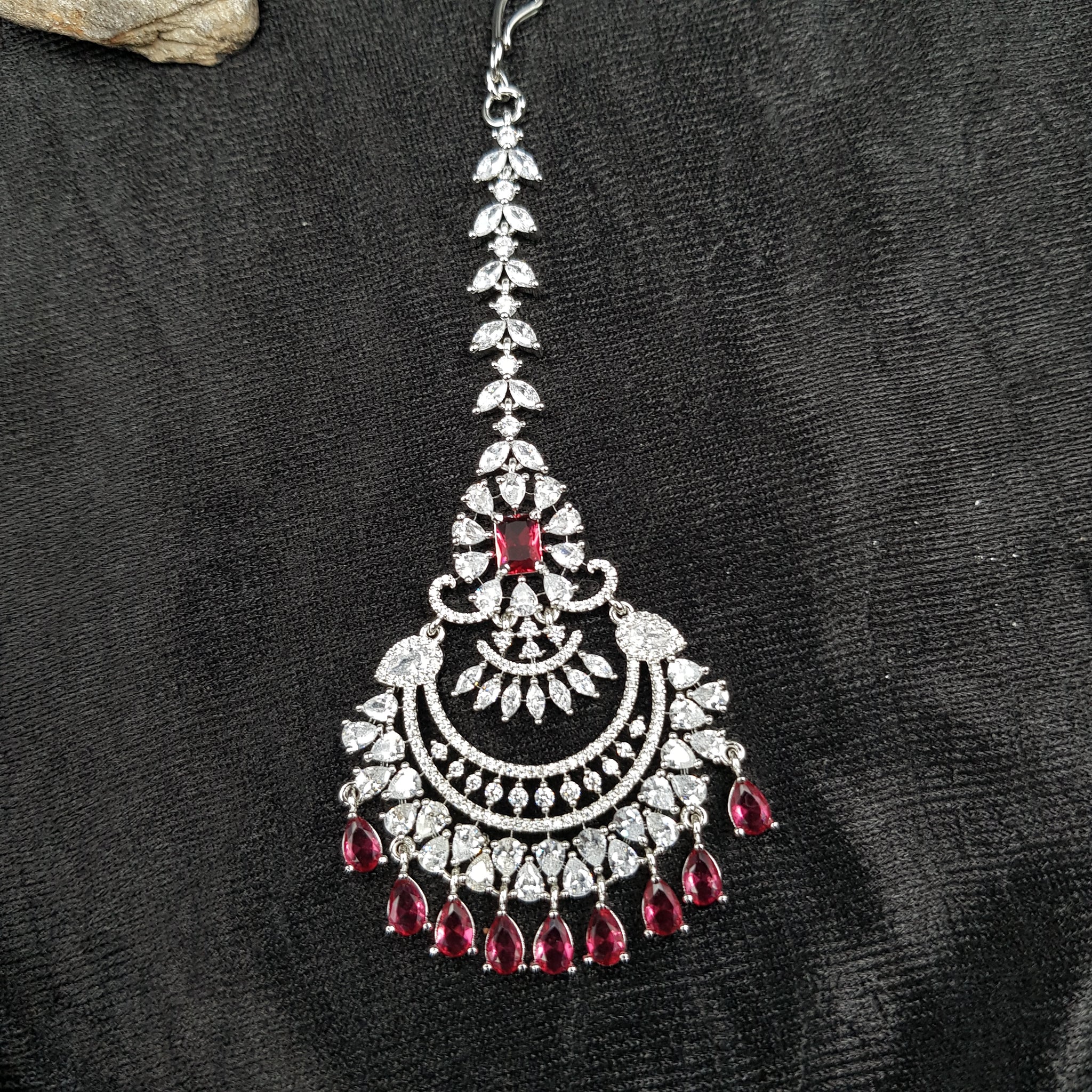 Zircon/AD Maang Tikka 10822-69