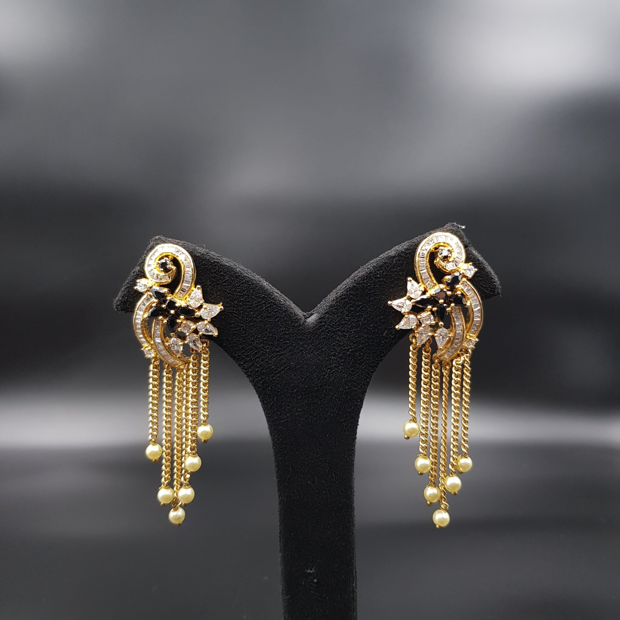 Danglers Zircon/AD Earring 11391