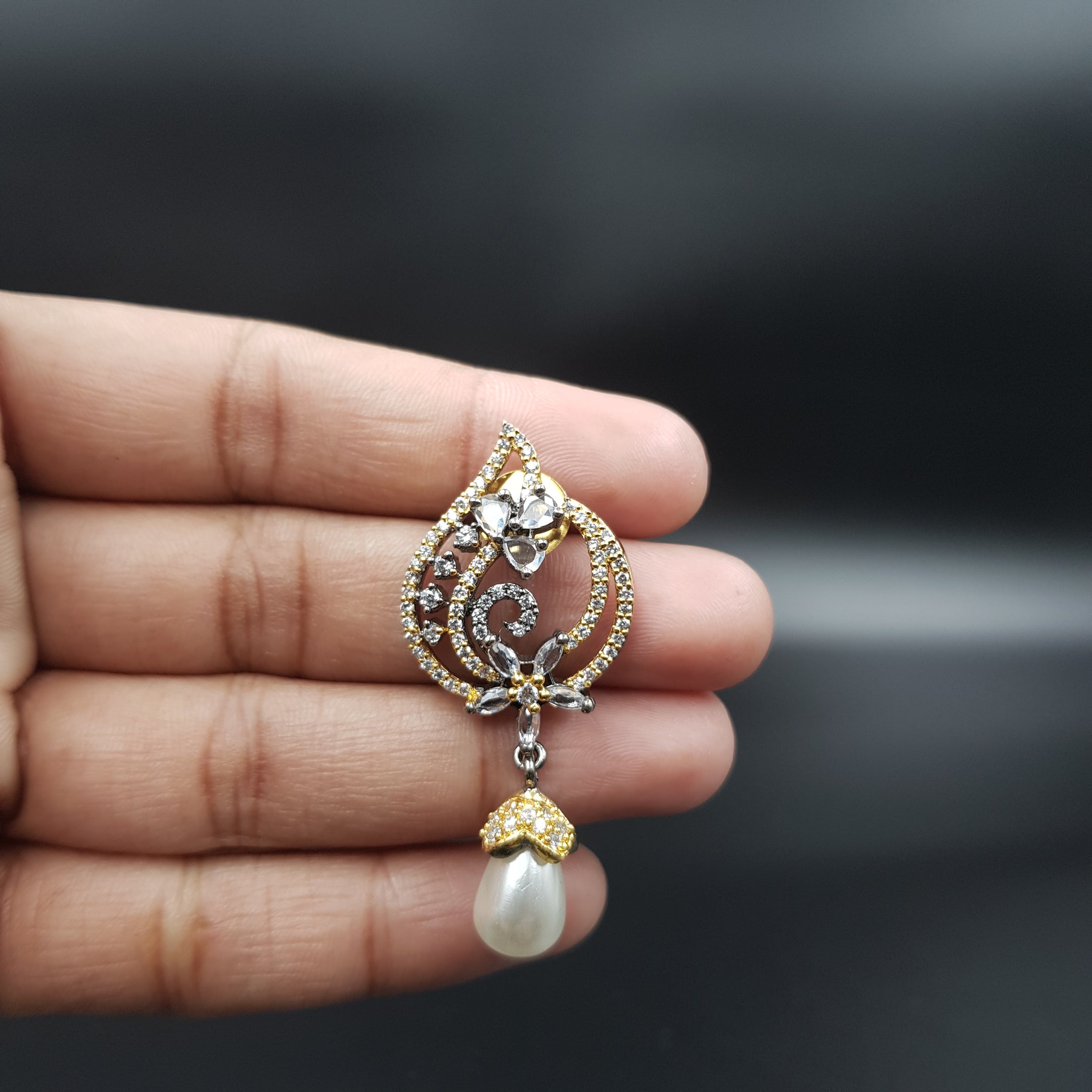 Light Earring Zircon/AD Earring 11394