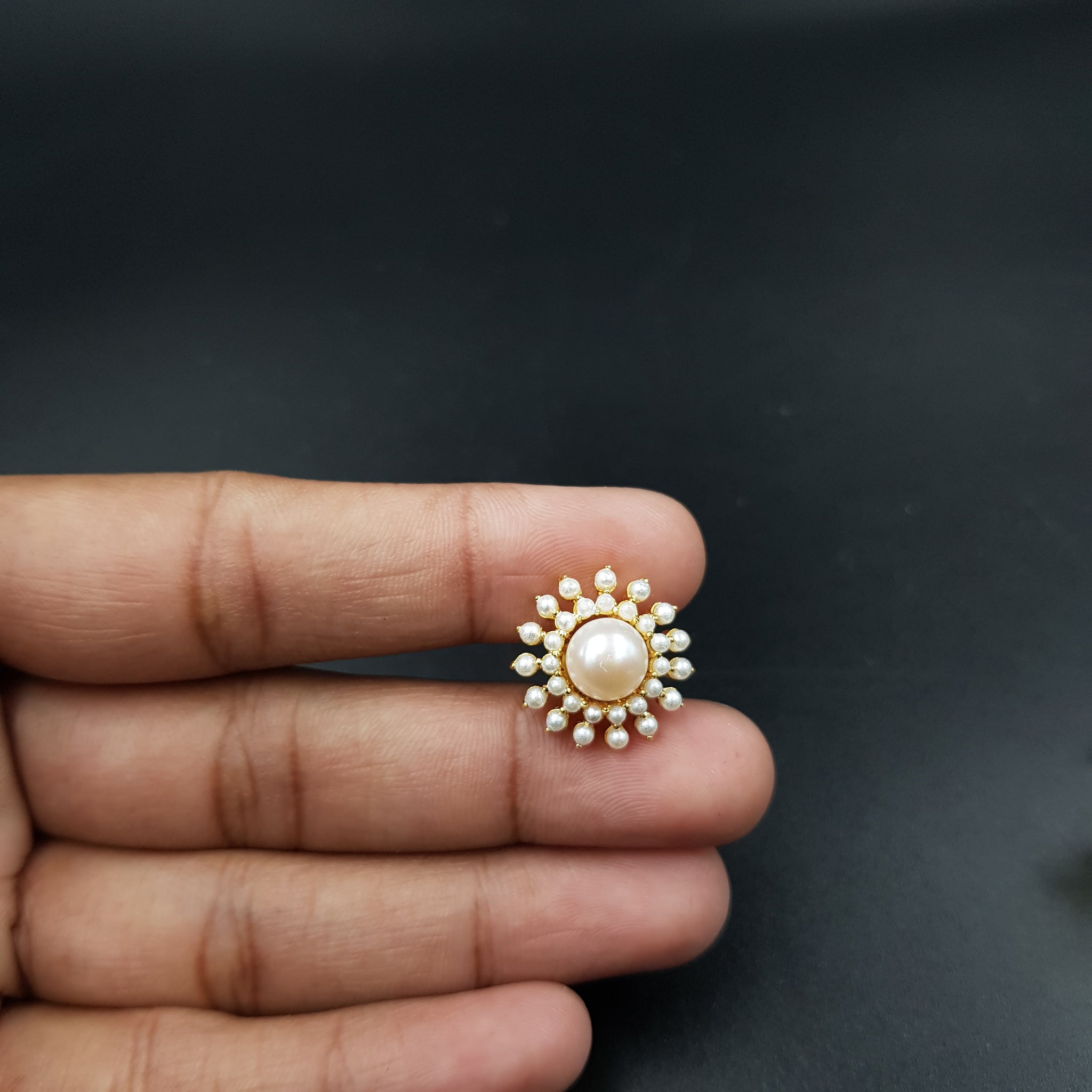 Tops/Studs Jadau Earring 11375-48