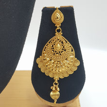 Gold Gold Look Necklace Set