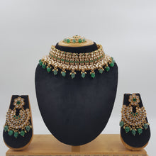 Green Gold Look Necklace Set