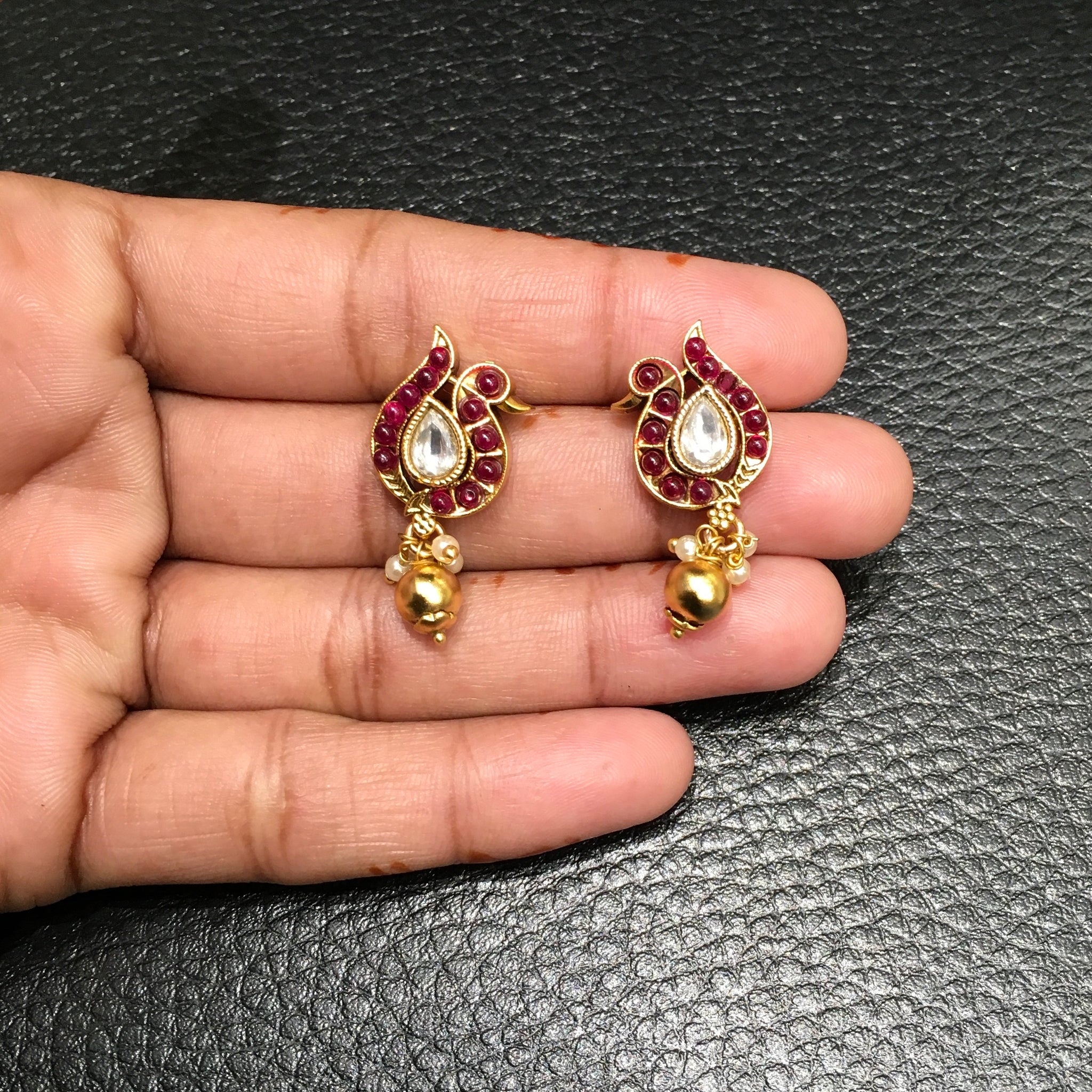 Tops/Studs Antique Earring 6577-28