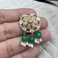 Medium Kundan Pendant Set 12935-31