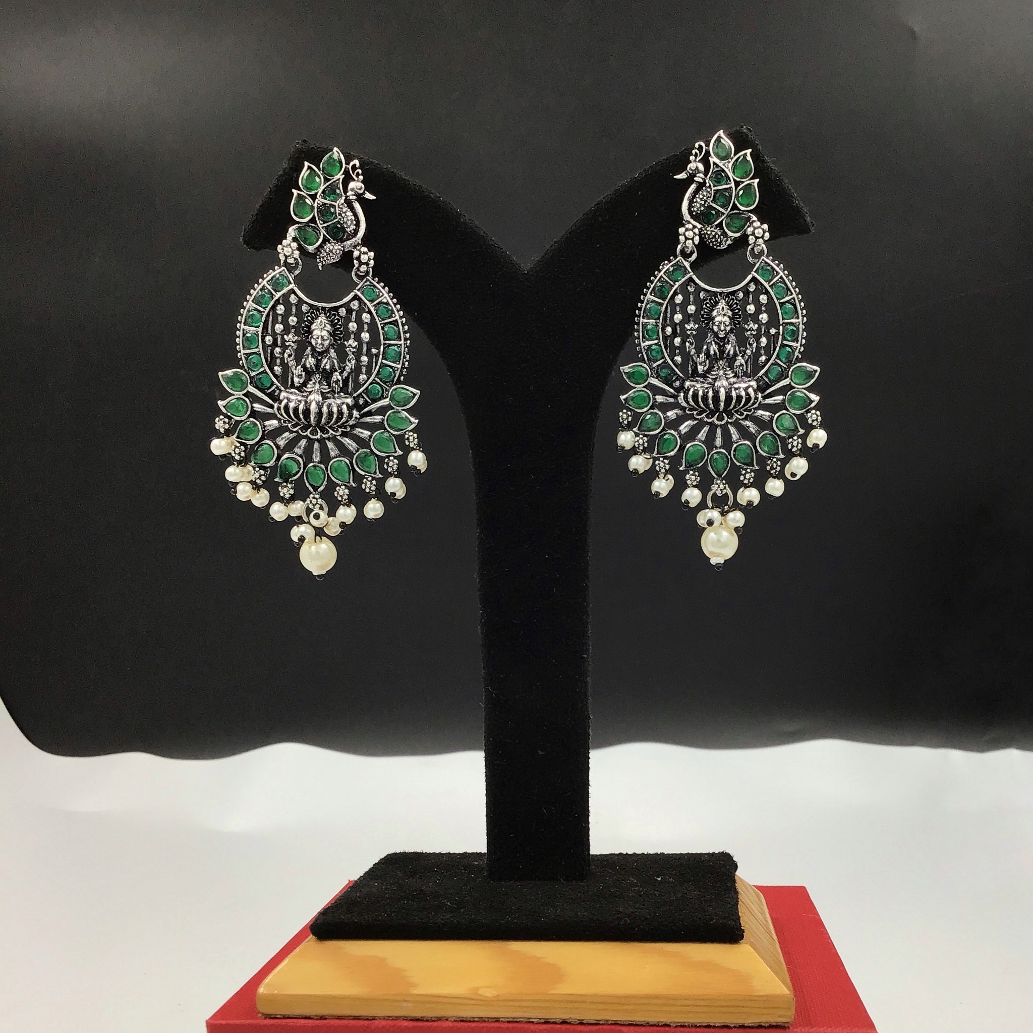 Danglers Oxidized Earring 11603-81