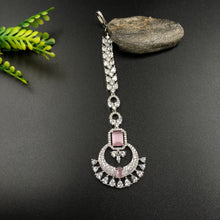 Zircon/AD Maang Tikka 10520-28