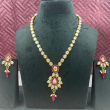 Round Neck Polki Necklace Set 10988-21