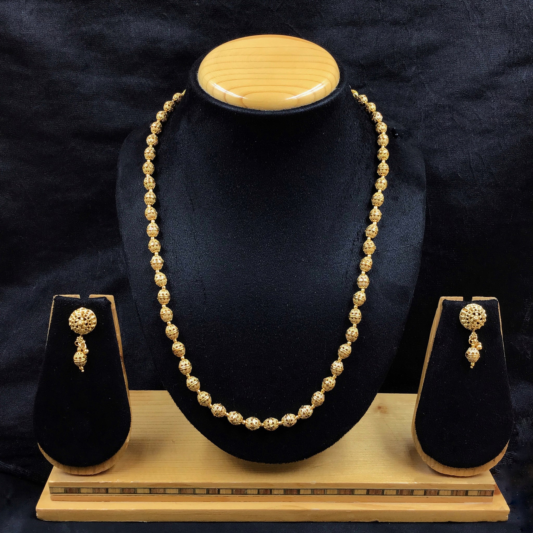 Gold Look Pearl Necklace Set 10976-21