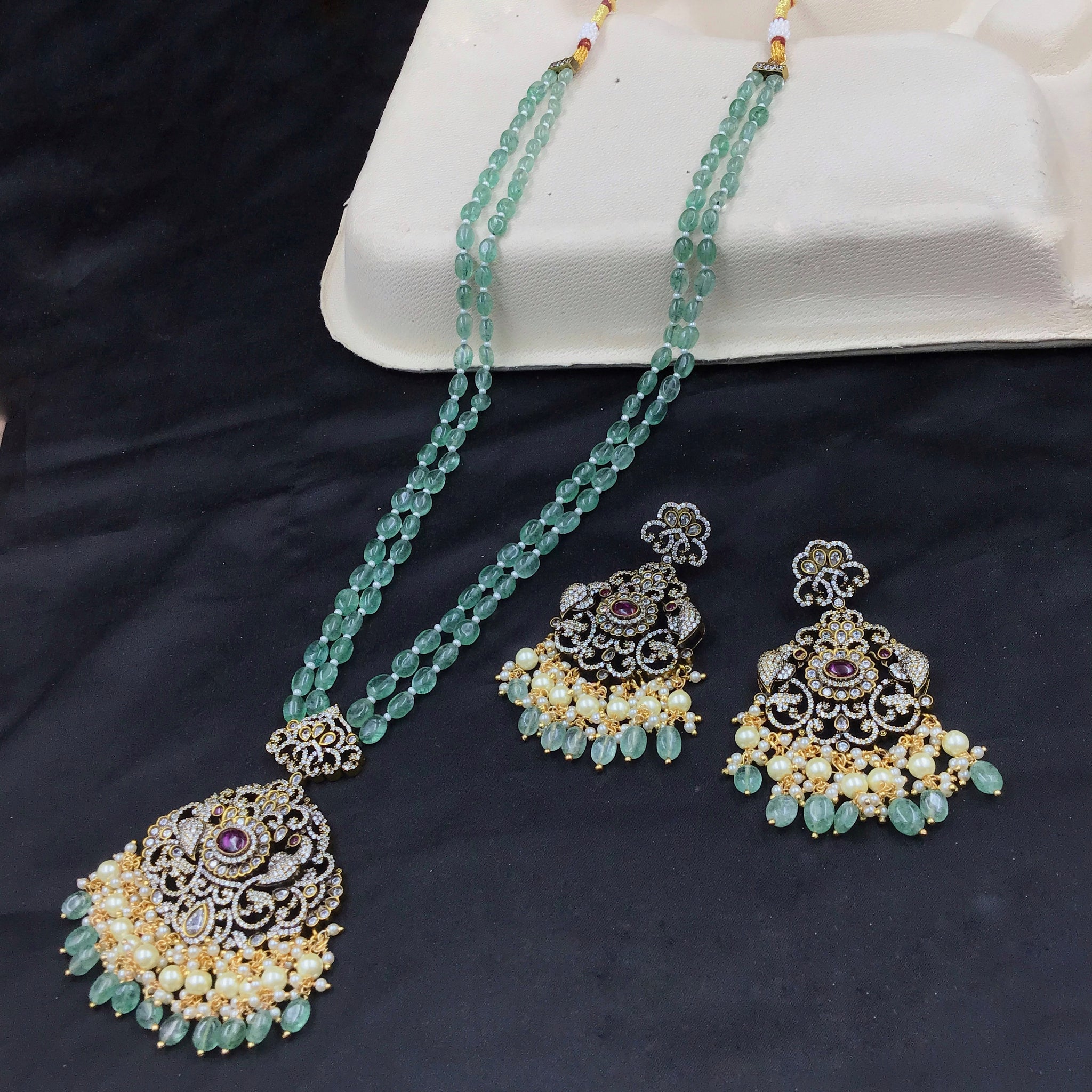 Designer Kundan Pendant Set 11070-21