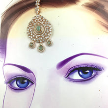 Zircon/AD Mint Green Maang Tikka 12402-8827