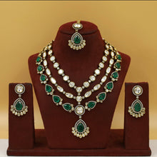 Layered Round Neck Kundan Necklace Set 20508-68