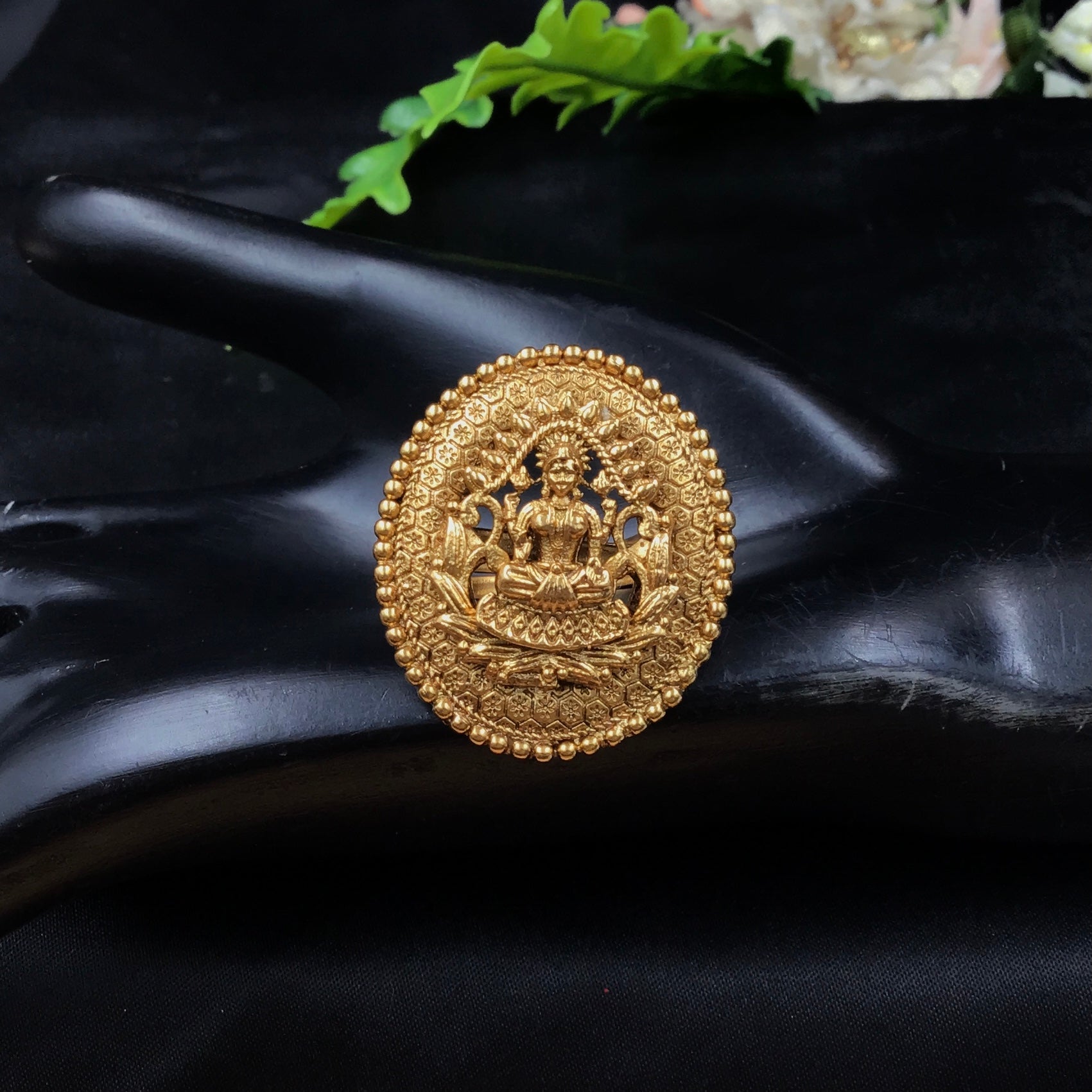 Mens Heraldic Design Statement Vintage Ring Round Mother of Pearl Stone  Jewelry | eBay