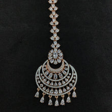 Zircon/AD Maang Tikka 4226-69