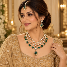 Layered Round Neck Kundan Necklace Set 20508-68